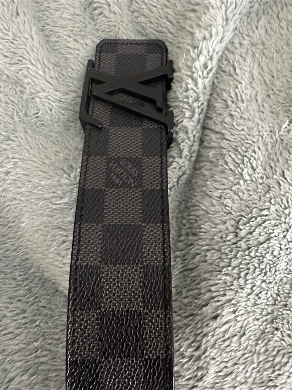 Louis Vuitton Black Damier Signature LV Buckle Men's Belt - Picture 13 of 14